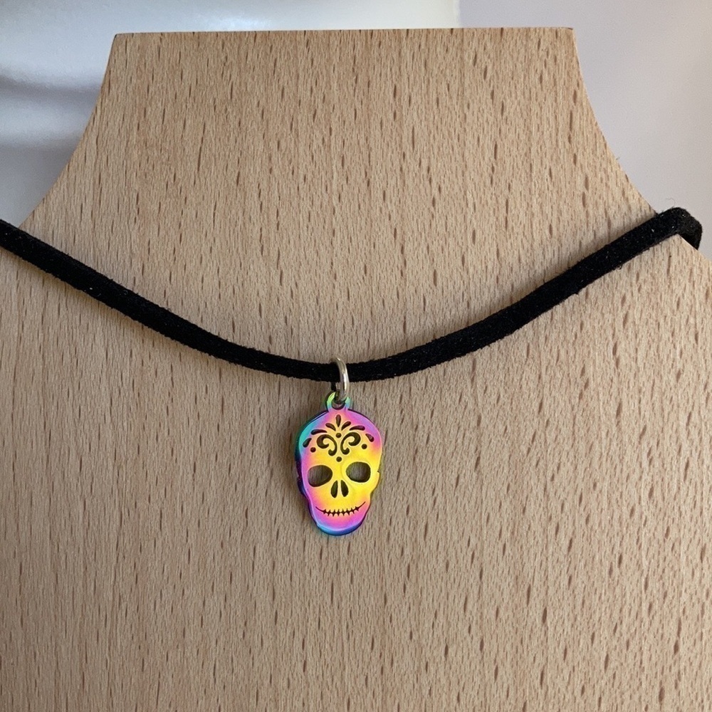 Choker Necklace With Skull Reversible Charm